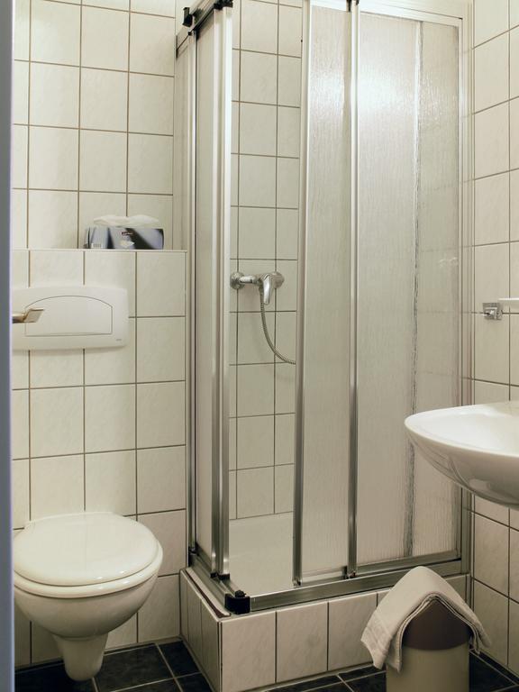 Kaerntner Stub'N Hotel Königslutter am Elm Room photo