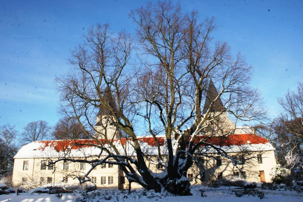 Kaerntner Stub'N Hotel Königslutter am Elm Exterior photo